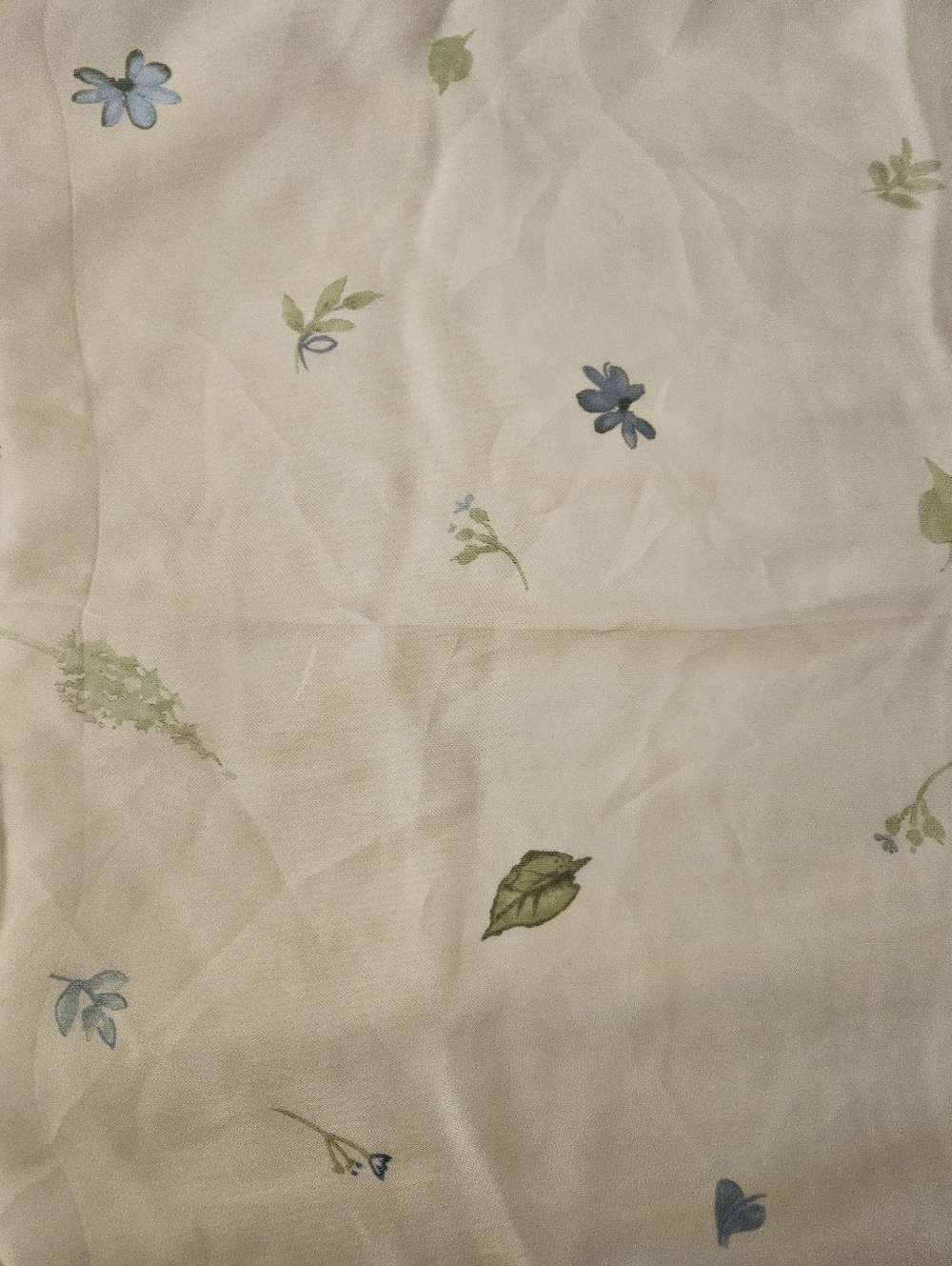ANN TAYLOR Ivory Floral Border Oblong Scarf | SZ 43" - Picture 8 of 8